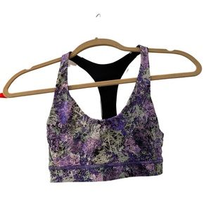 Lululemon sports bra